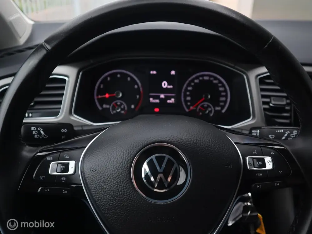 Volkswagen T-Roc TSI 110 PK H6 Style Navigatie|Stoelverw|Ada uit 2022, foto 10