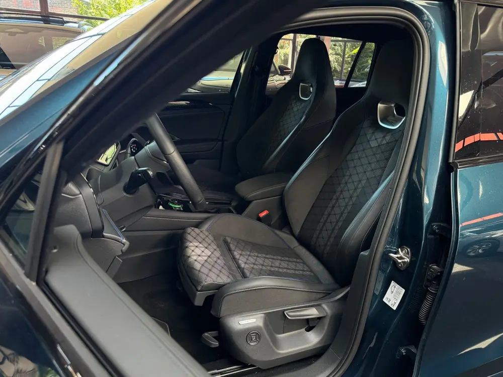 Volkswagen Tiguan 1.5 eHybrid DSG R-LINE SPORT 360° CAMERA/ uit 2025, foto 18