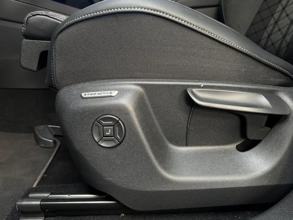 Volkswagen Tiguan 1.5 eHybrid DSG R-LINE SPORT 360° CAMERA/ uit 2025, foto 19