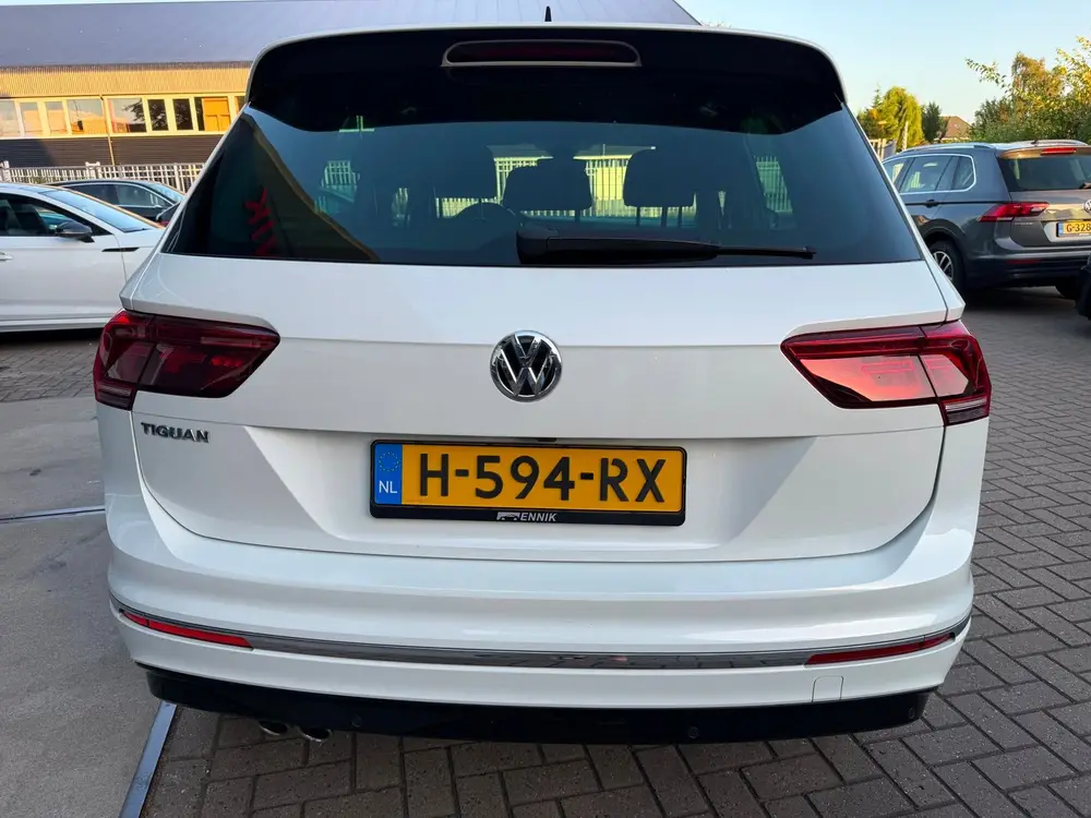 Volkswagen Tiguan 1.5 TSI ACT Highline Business R-Line / Pan uit 2020, foto 10