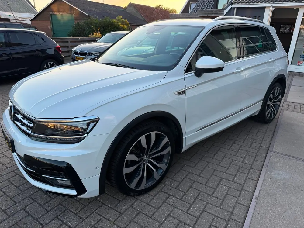 Volkswagen Tiguan 1.5 TSI ACT Highline Business R-Line / Pan uit 2020, foto 13