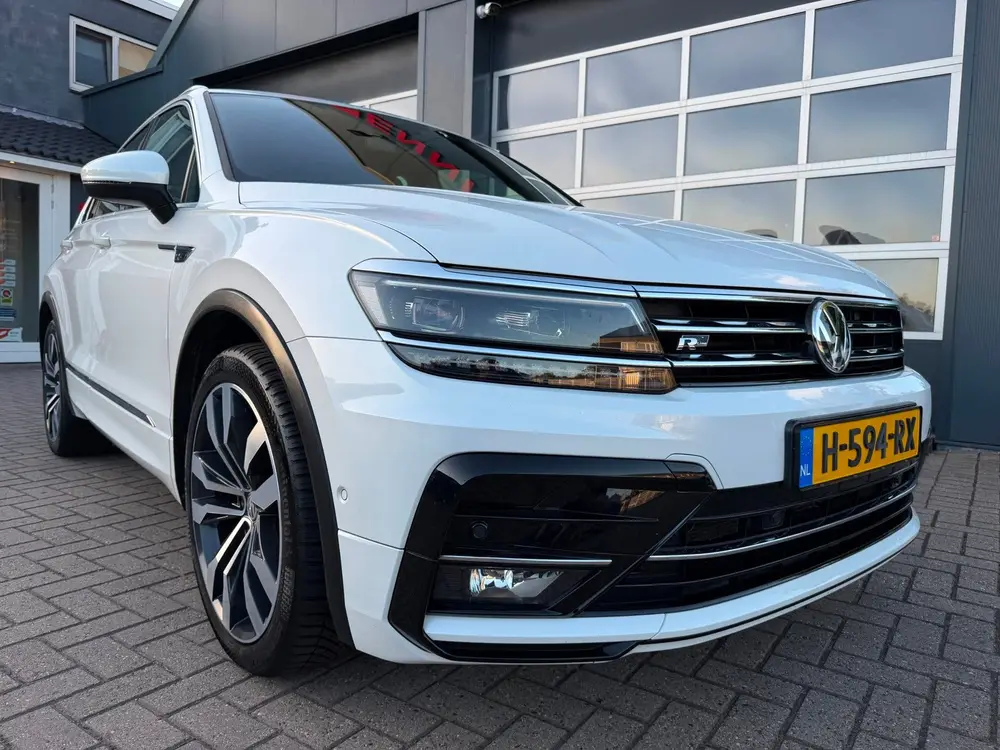 Volkswagen Tiguan 1.5 TSI ACT Highline Business R-Line / Pan uit 2020, foto 16