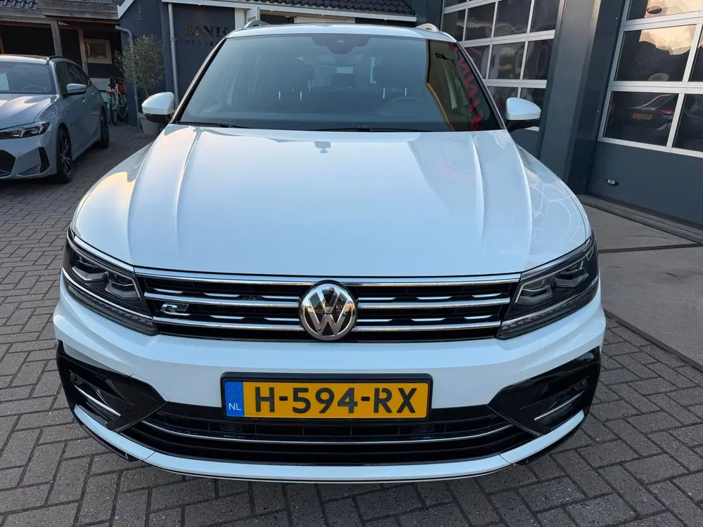 Volkswagen Tiguan 1.5 TSI ACT Highline Business R-Line / Pan uit 2020, foto 4