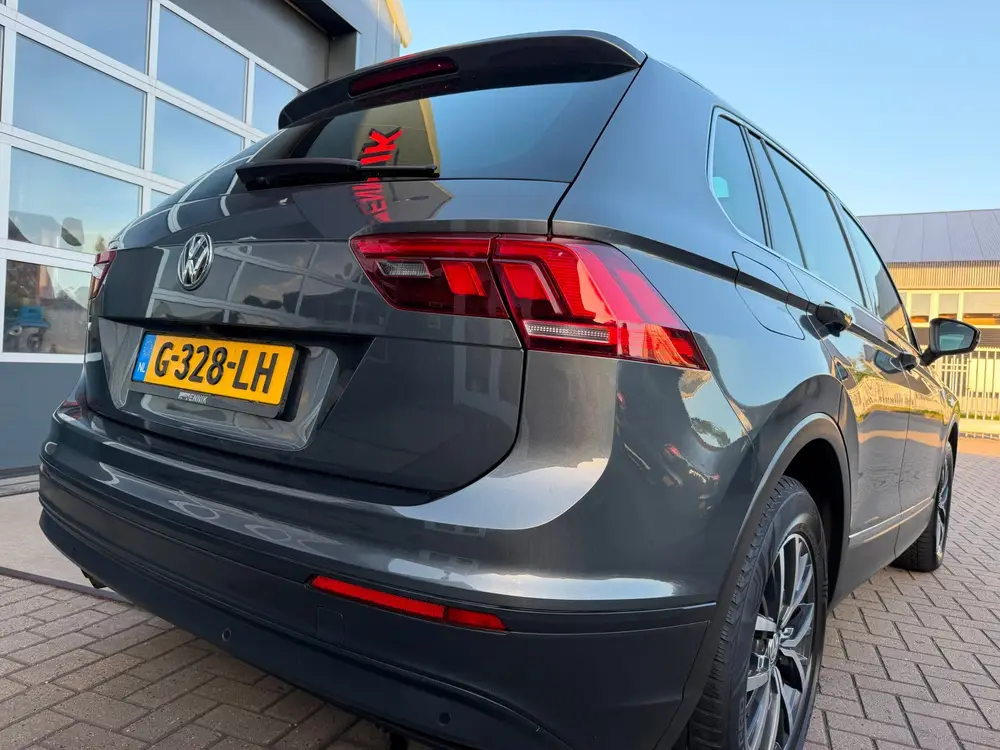 Volkswagen Tiguan 1.5 TSI ACT Highline Business R / Pano / 2 uit 2019, foto 18