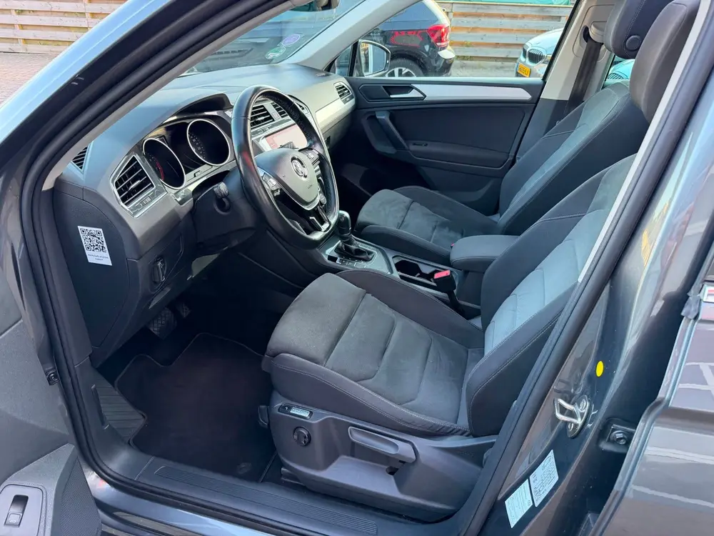 Volkswagen Tiguan 1.5 TSI ACT Highline Business R / Pano / 2 uit 2019, foto 19