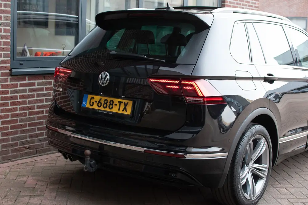 Volkswagen Tiguan 1.5 TSI ACT Highline Business R|360 camera uit 2019, foto 20