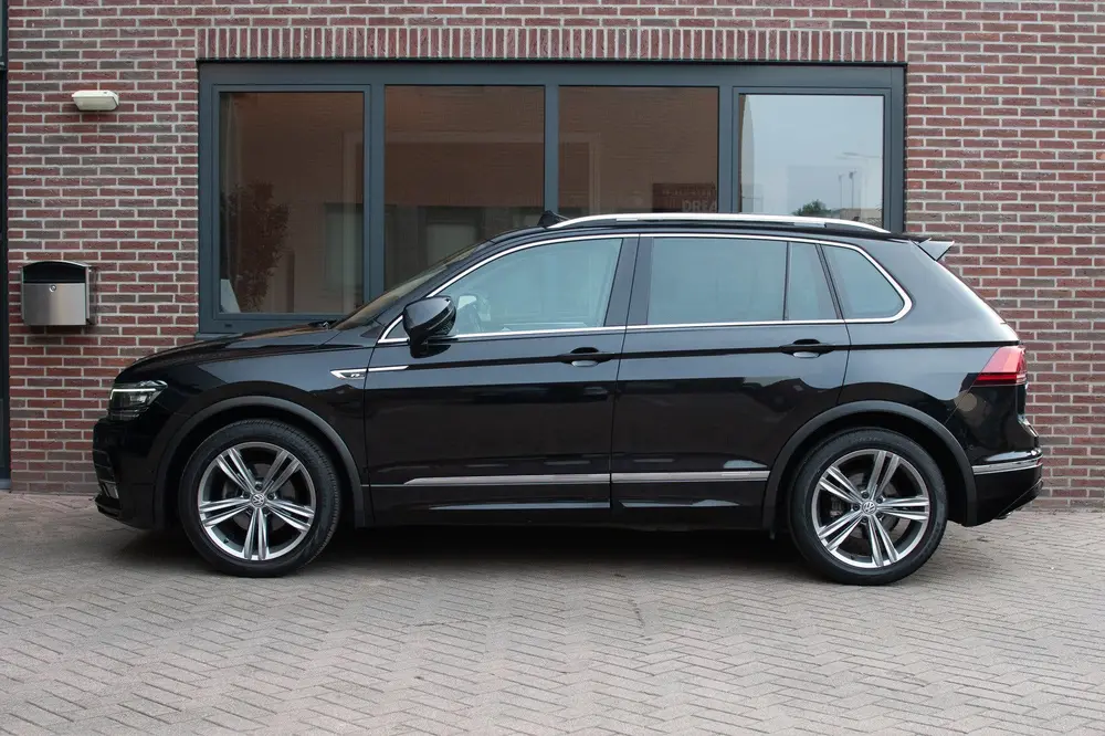 Volkswagen Tiguan 1.5 TSI ACT Highline Business R|360 camera uit 2019, foto 8