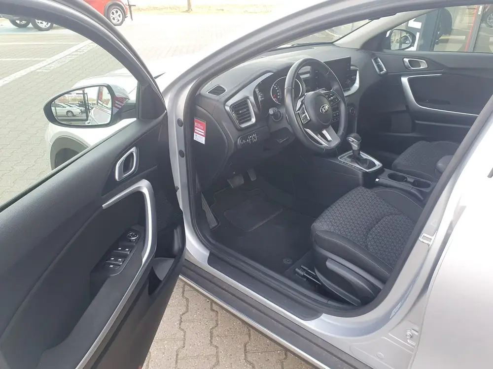 Kia XCeed 1.5 T-GDI MHEV DynamicLine *Cruise & Clima uit 2021, foto 4