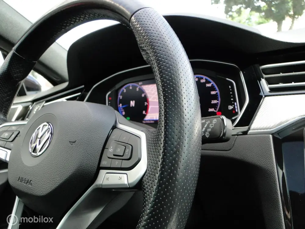 Volkswagen Passat Variant 2.0 benzine automaat, 187.990 uit 2019, foto 14