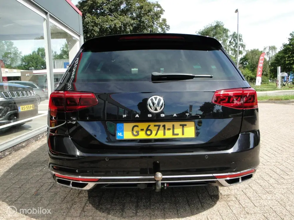 Volkswagen Passat Variant 2.0 benzine automaat, 187.990 uit 2019, foto 3