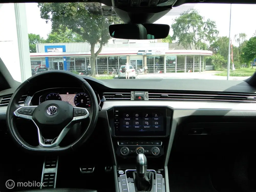 Volkswagen Passat Variant 2.0 benzine automaat, 187.990 uit 2019, foto 8