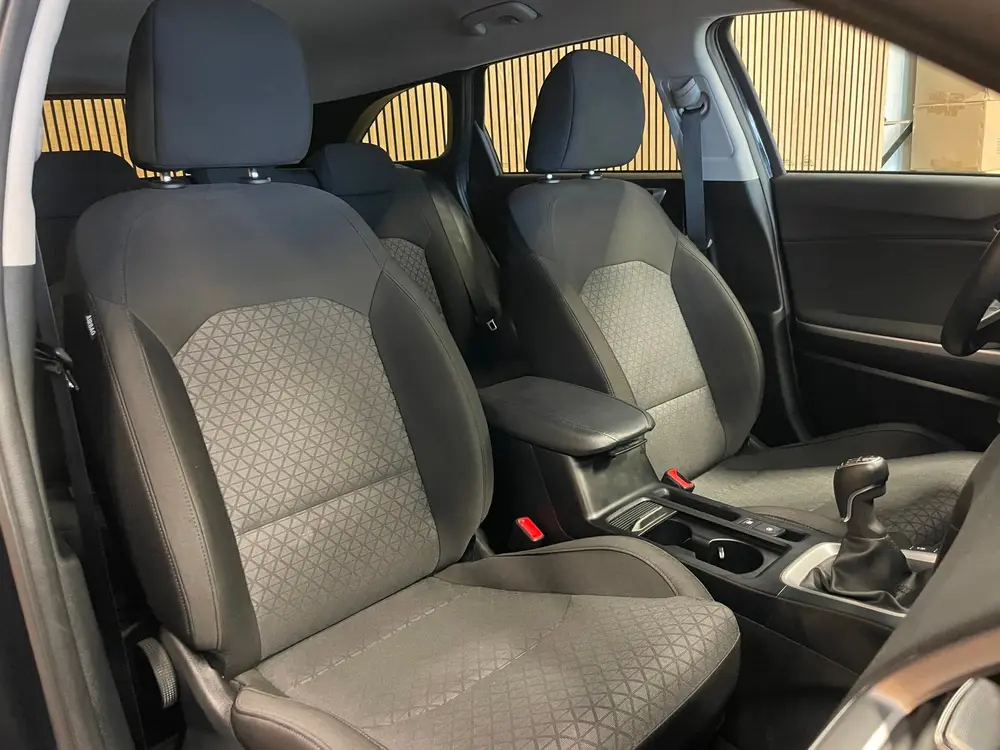 Kia Ceed 1.0 T-GDi DynamicLine uit 2023, foto 8