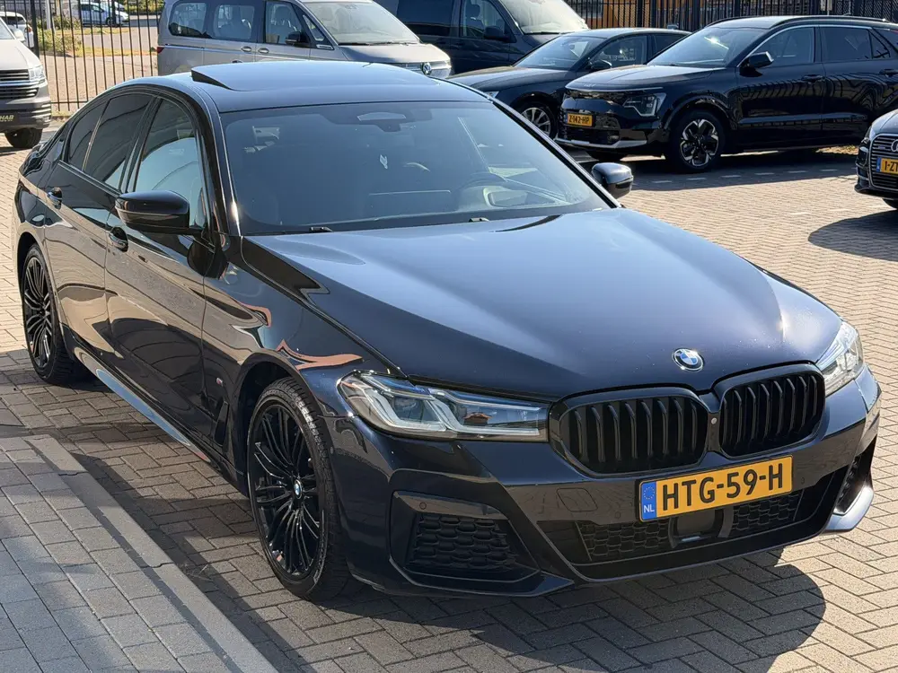BMW 5-serie 5 Serie 545e xDrive M-Sport uit 2021, foto 11