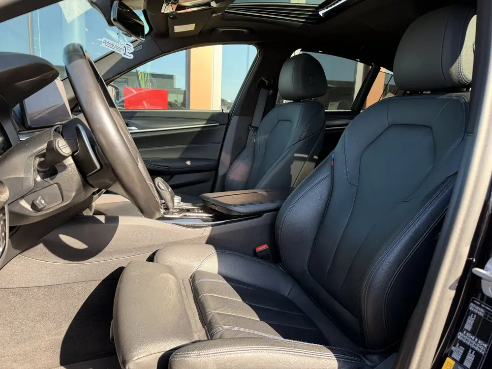 BMW 5-serie 5 Serie 545e xDrive M-Sport uit 2021, foto 4