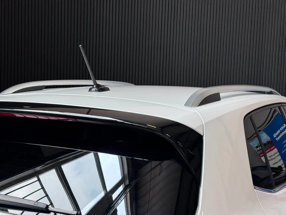 Volkswagen T-Cross 1.5 TSI 3X R-Line | IQ LIGHT | CAM | KEYL uit 2024, foto 19