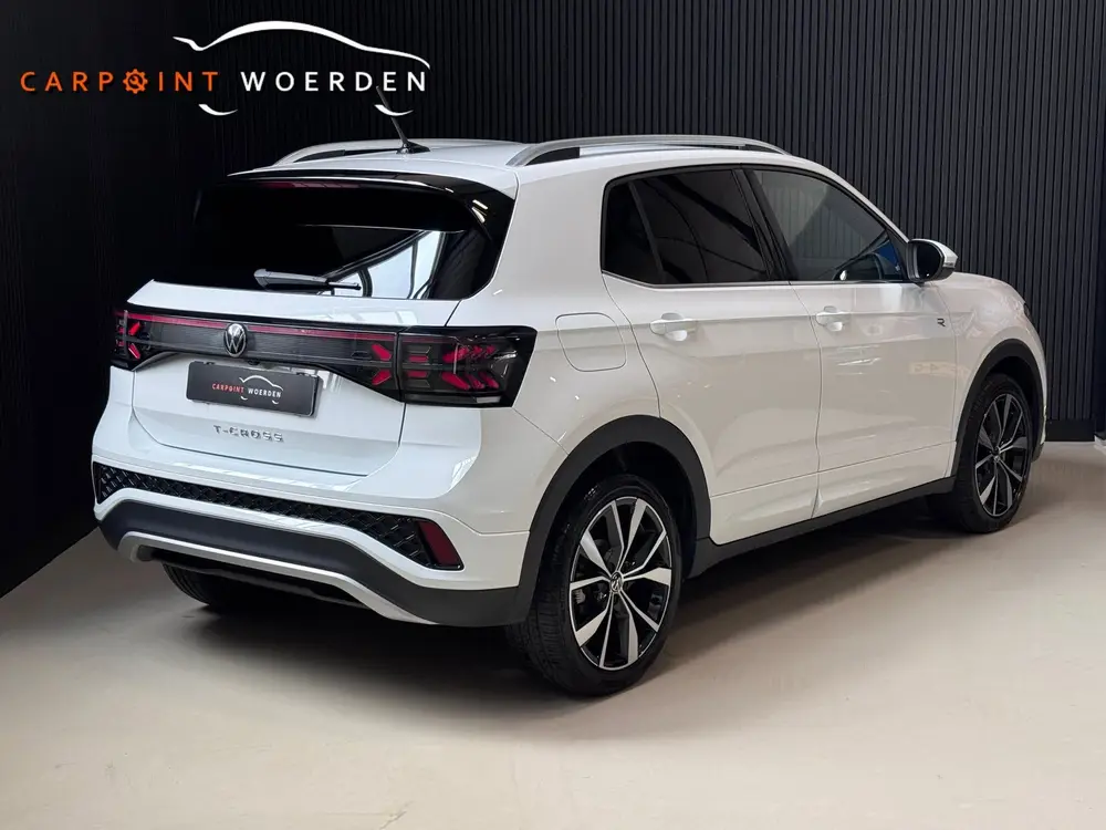 Volkswagen T-Cross 1.5 TSI 3X R-Line | IQ LIGHT | CAM | KEYL uit 2024, foto 2
