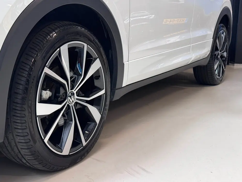 Volkswagen T-Cross 1.5 TSI 3X R-Line | IQ LIGHT | CAM | KEYL uit 2024, foto 9