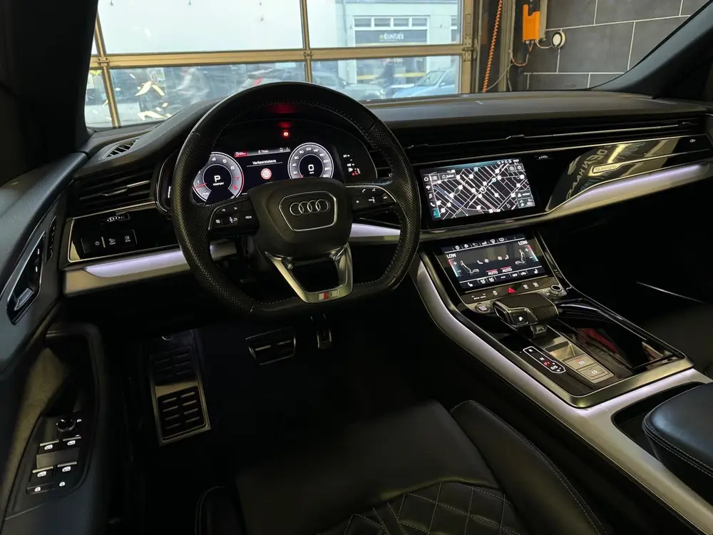 Audi Q8 55 TFSI Quattro S-line uit 2019, foto 12