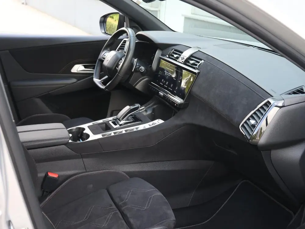 DS Automobiles DS 7 DS DS 7 E-Tense 225 Performance Line+ uit 2023, foto 10