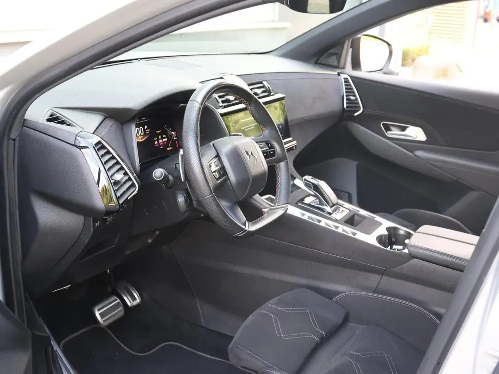 DS Automobiles DS 7 DS DS 7 E-Tense 225 Performance Line+ uit 2023, foto 12