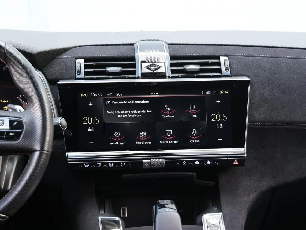 DS Automobiles DS 7 DS DS 7 E-Tense 225 Performance Line+ uit 2023, foto 16