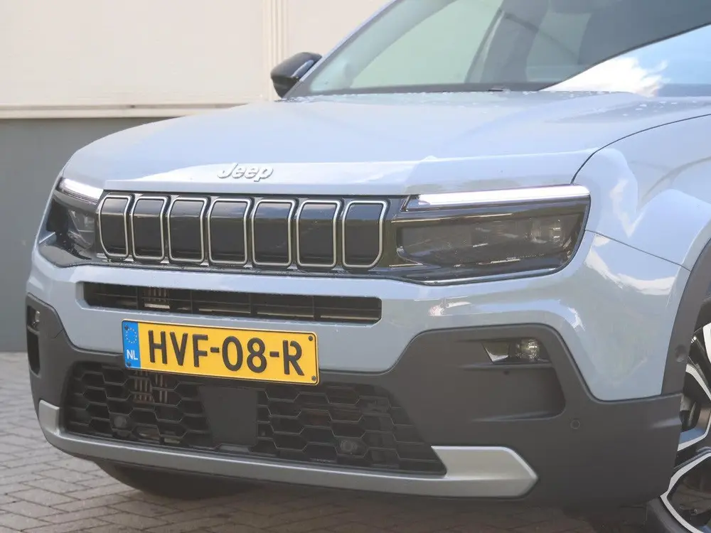 Jeep Avenger 1.2 e-Hybrid Summit uit 2025, foto 6