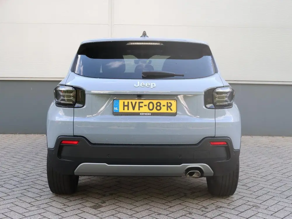 Jeep Avenger 1.2 e-Hybrid Summit uit 2025, foto 8