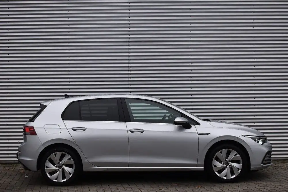 Volkswagen GOLF 1.5 ETSI STYLE / ADAP. CRUISE / MASSAGE+MEMO uit 2020, foto 4