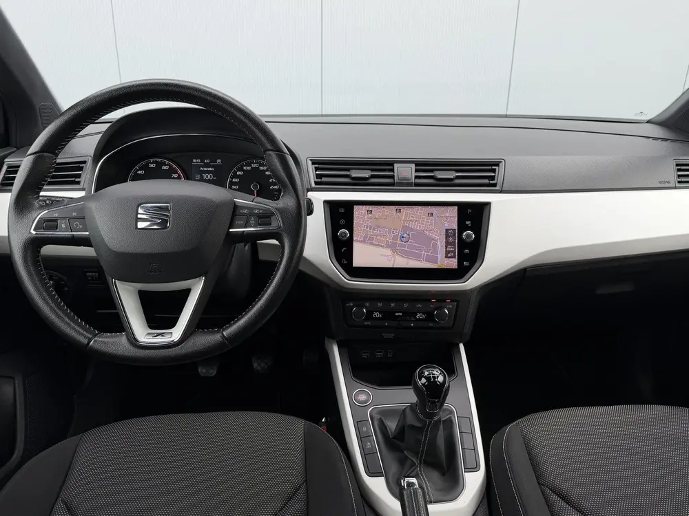 SEAT Arona 1.0 TSI Xcellence Trekhaak/Carplay/Climate. uit 2019, foto 2