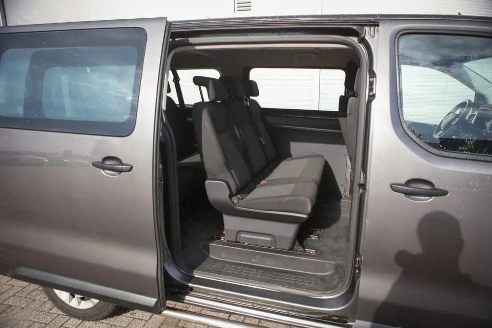 Opel Vivaro 1.5 CDTI L2H1 (bj 2020) uit 2020, foto 3