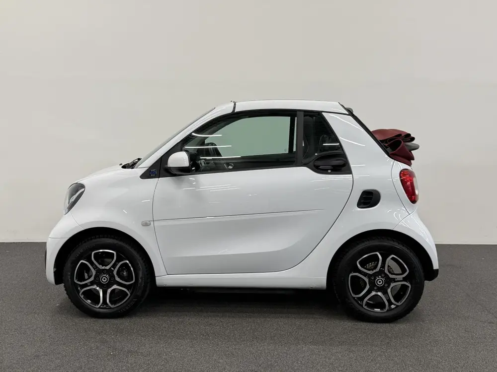 Smart ForTwo EQ Comfort 18 kWh Automaat Navigatie App uit 2021, foto 10