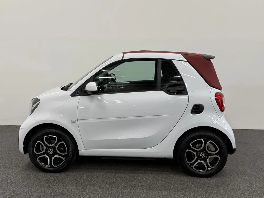 Smart ForTwo EQ Comfort 18 kWh Automaat Navigatie App uit 2021, foto 11