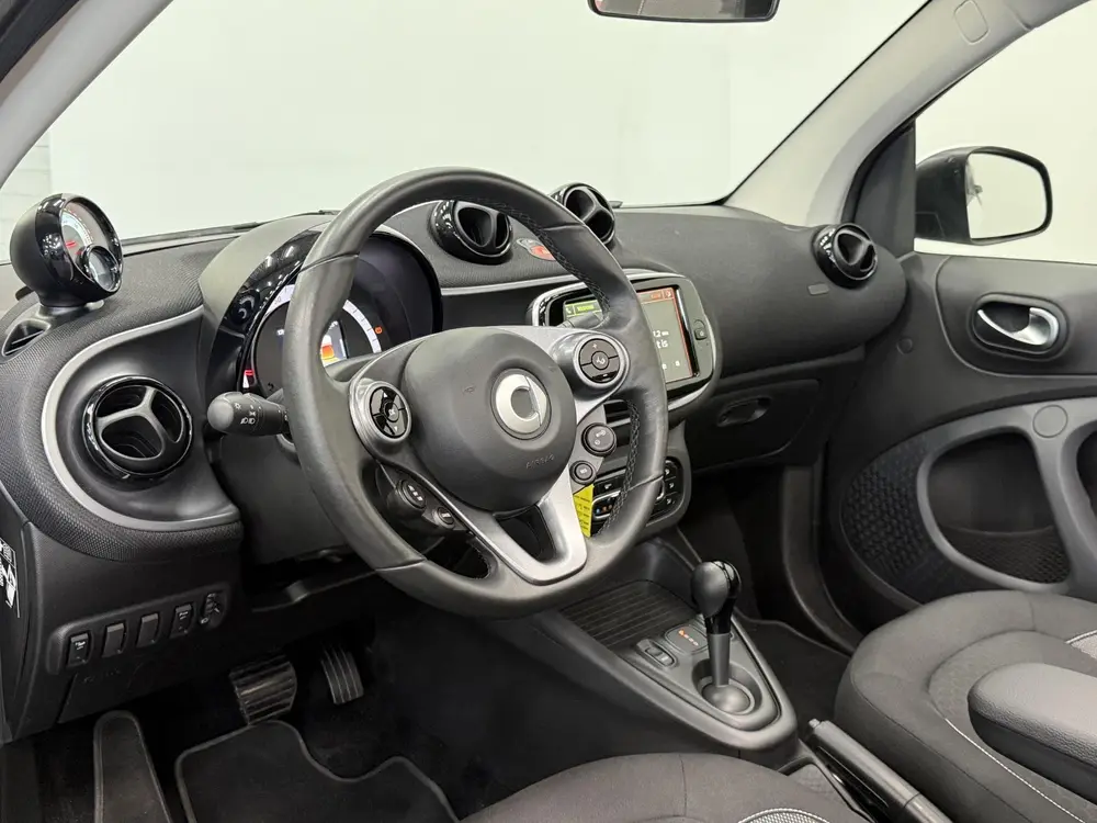 Smart ForTwo EQ Comfort 18 kWh Automaat Navigatie App uit 2021, foto 13