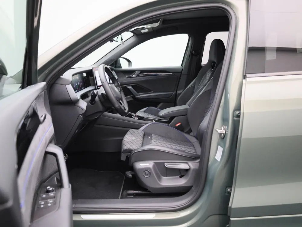 Volkswagen Tayron 1.5 eHybrid R-Line Edition 204 PK| Origine uit 2025, foto 9