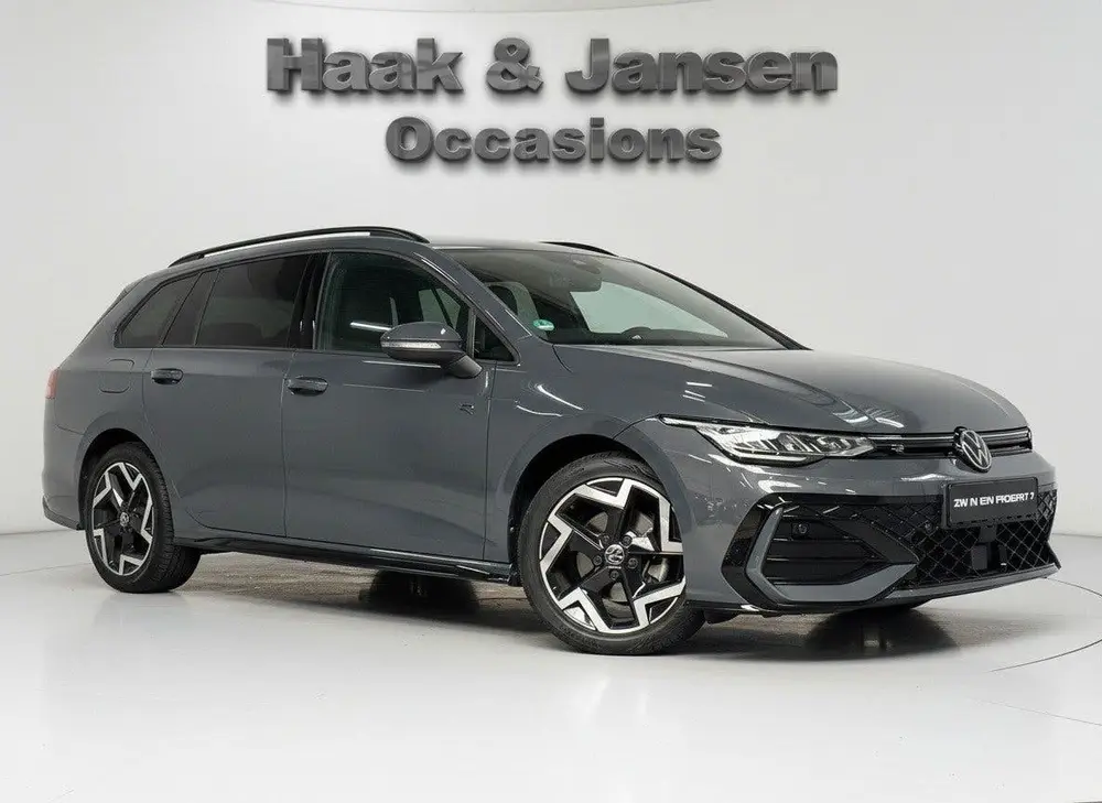 Volkswagen Golf Variant 1.5 TSI R-Line 150PK BTW Lane Acc uit 2025, foto 2