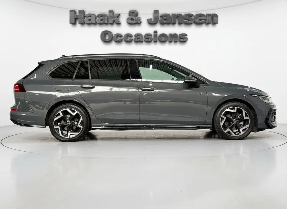 Volkswagen Golf Variant 1.5 TSI R-Line 150PK BTW Lane Acc uit 2025, foto 6