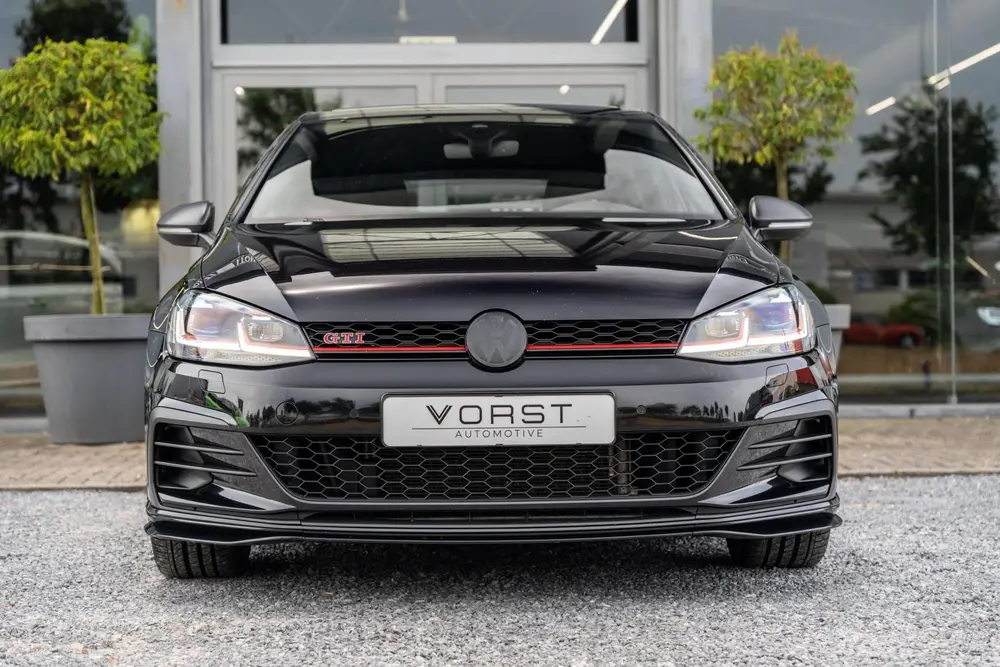 Volkswagen Golf 2.0 TSI GTI TCR Pano Dsg Akrapovic uit 2020, foto 2