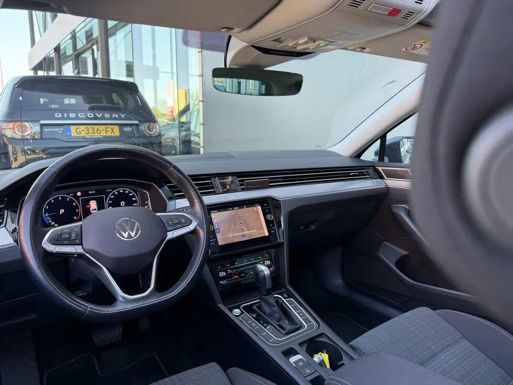 Volkswagen Passat Variant BWJ 2021 1.5 150 PK TSI Business A uit 2021, foto 6
