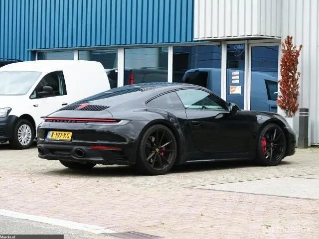 Porsche 911 3.0 Carrera 4 S Zwart *Sport Chrono* Top S uit 2020, foto 11