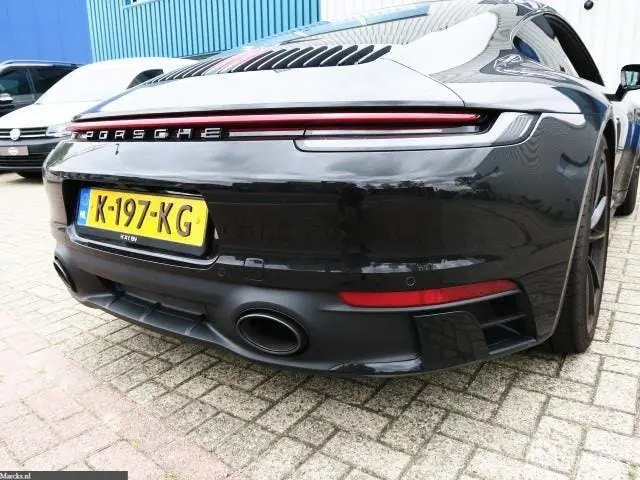 Porsche 911 3.0 Carrera 4 S Zwart *Sport Chrono* Top S uit 2020, foto 12