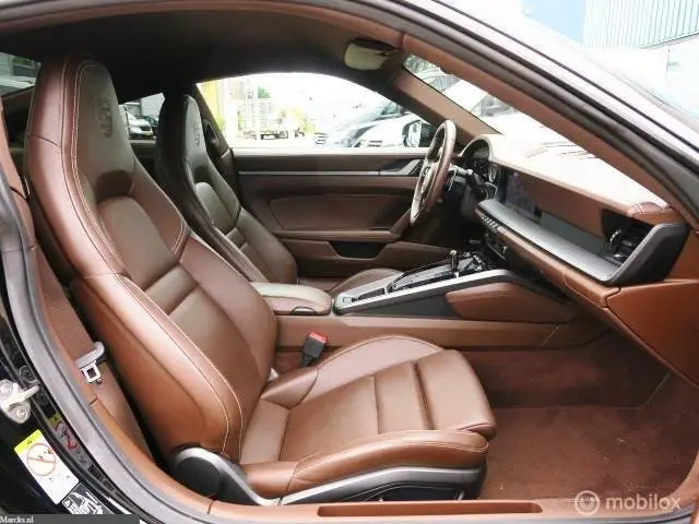 Porsche 911 3.0 Carrera 4 S Zwart *Sport Chrono* Top S uit 2020, foto 13