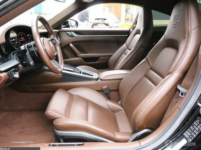 Porsche 911 3.0 Carrera 4 S Zwart *Sport Chrono* Top S uit 2020, foto 14