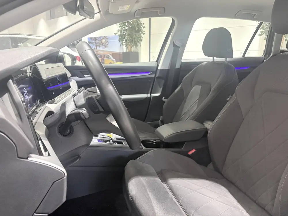 Volkswagen Golf Variant 1.0 eTSI Life Business 1 eerdere eig uit 2023, foto 11