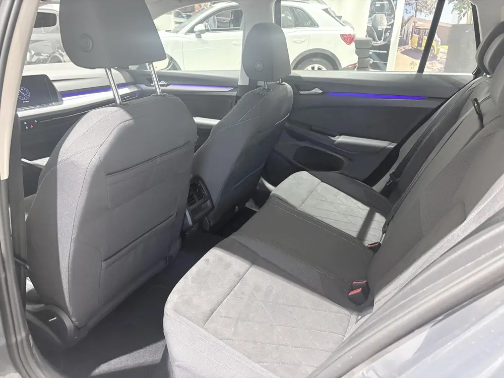 Volkswagen Golf Variant 1.0 eTSI Life Business 1 eerdere eig uit 2023, foto 9