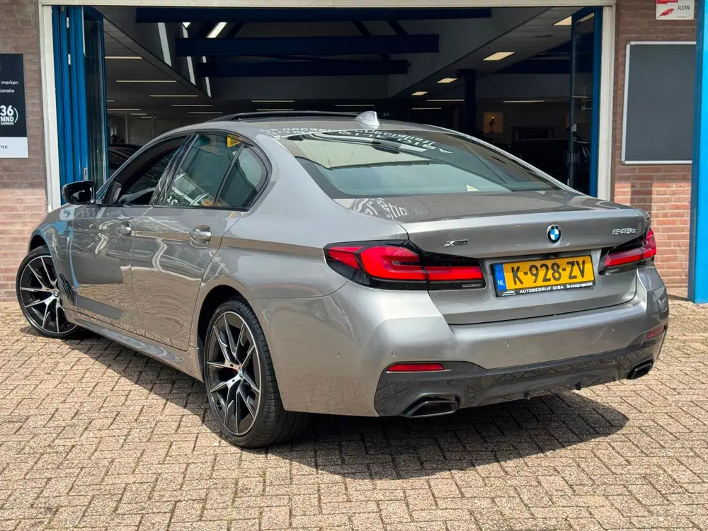 BMW 5-serie 545e xDrive High Executive 2021 AUT NAVI F uit 2021, foto 3