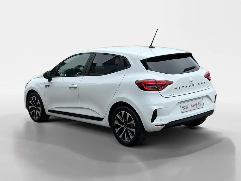 Mitsubishi Colt 1.6 HEV Intense uit 2026, foto 4