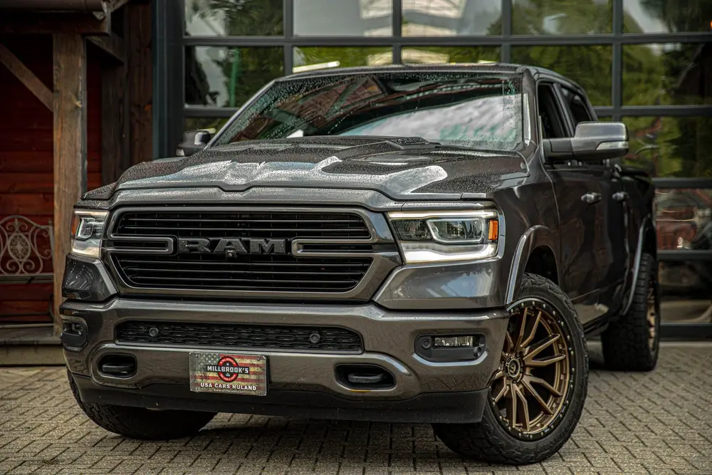 Dodge Ram 1500 5.7 V8 4x4 Crew Cab 5'7 Laramie Level 2 | luc uit 2019, foto 2