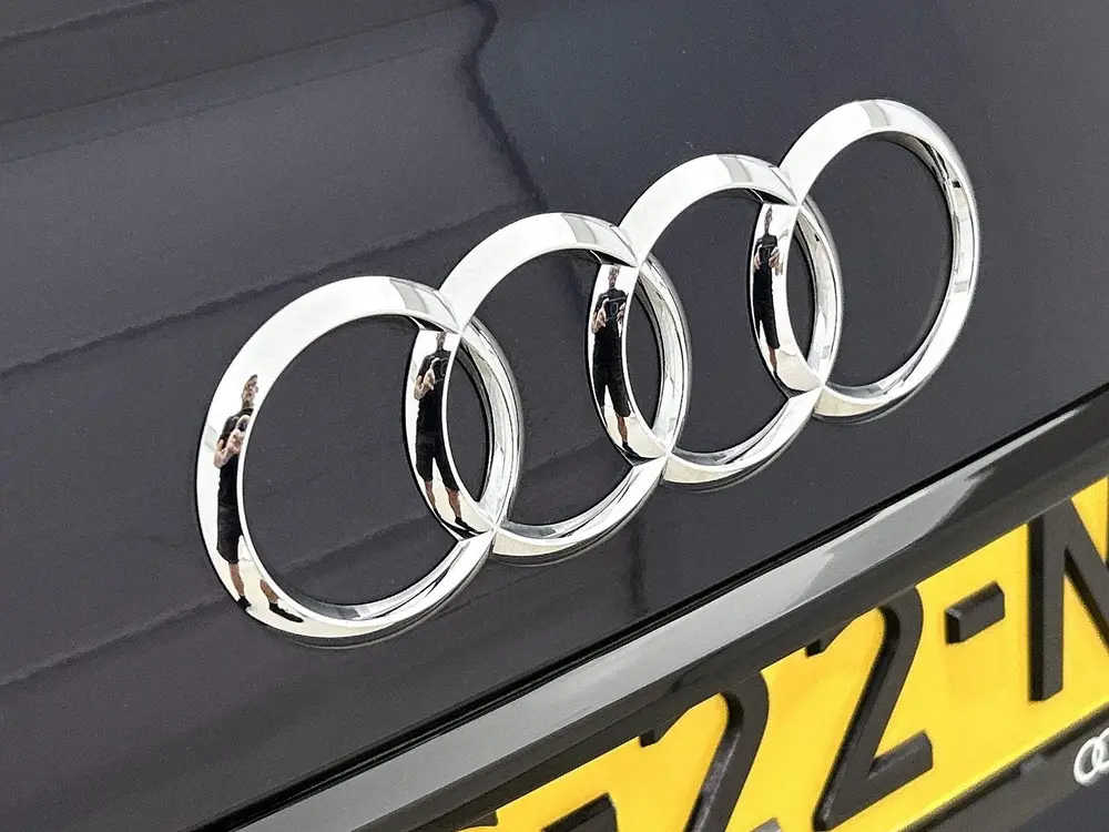 Audi A6 50 TFSI e quattro S edition Competition 29 uit 2025, foto 9