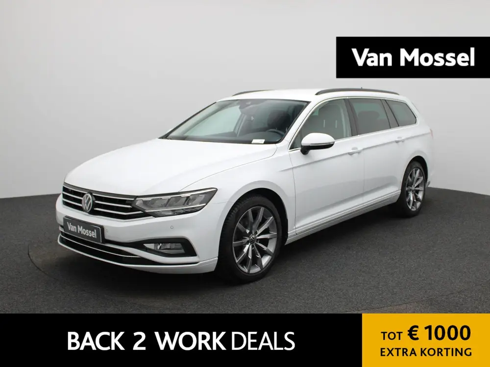 Volkswagen Passat Variant 2.0 TDI Business | TREKHAAK | NAVI uit 2022