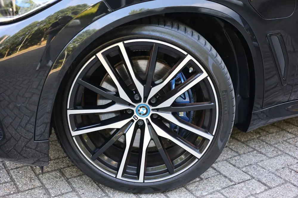 BMW X5 xDrive45e M Sport Panoramadak uit 2022, foto 2
